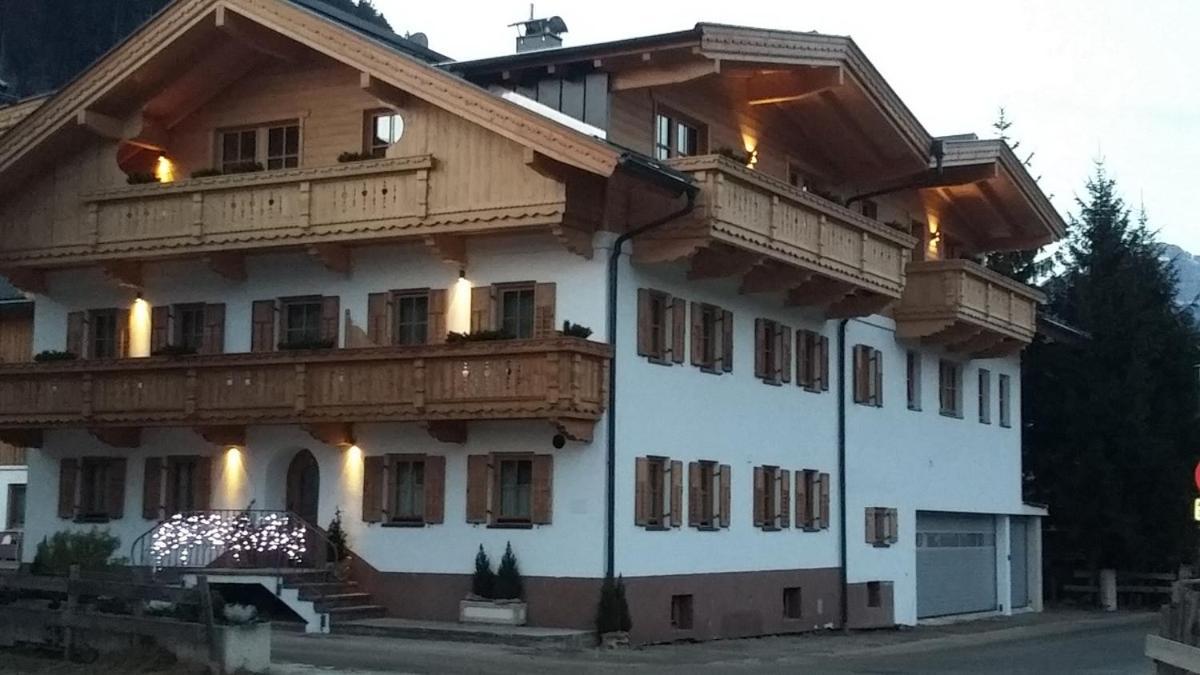 Apart Soellbacherhof Fügen Esterno foto